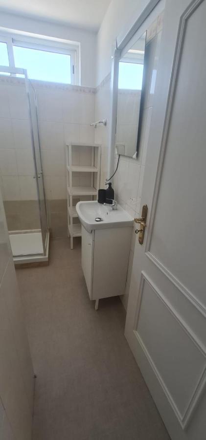S.soares Olivais Apartamento *