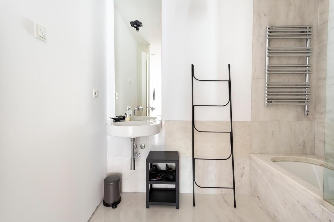 Altido Stylish 5br With Big Terrace In Principe Real Pensión