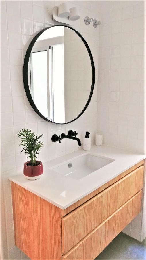 Bright Alcantara Escape With Ac Apartamento *