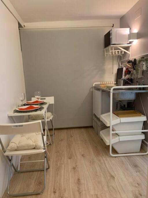 Hip Tailor Made Flat In Estrela!