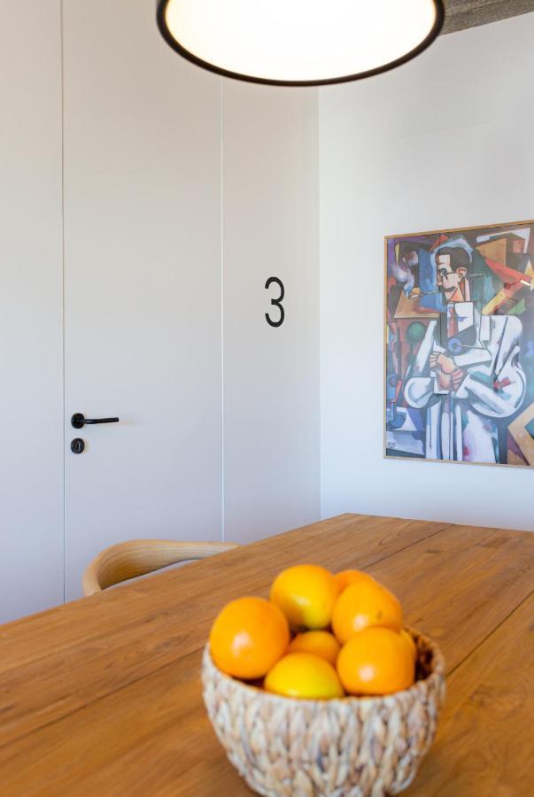 Columbano - Boutique Ensuites, Cokitchen & Parking *