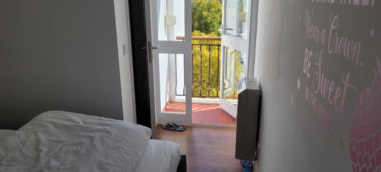Comfy Near Metro * Lisboa