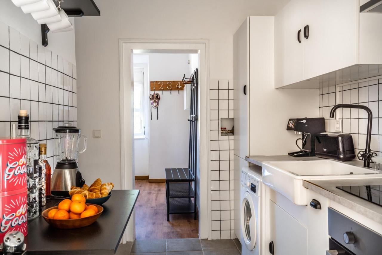 Apartamento T1 Apt In Alcantara 15 Mins From Docas