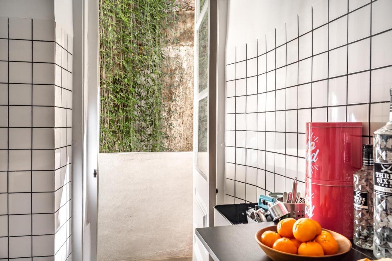 T1 Apt In Alcantara 15 Mins From Docas Apartamento