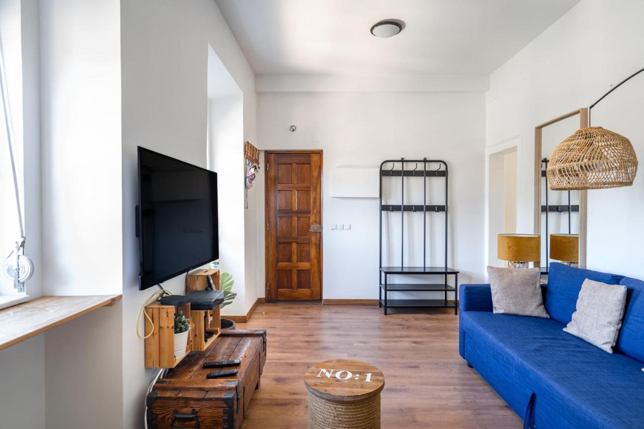 Apartamento T1 Apt In Alcantara 15 Mins From Docas