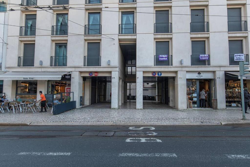 Downtown 2-bedroom W/terrace * Lisboa