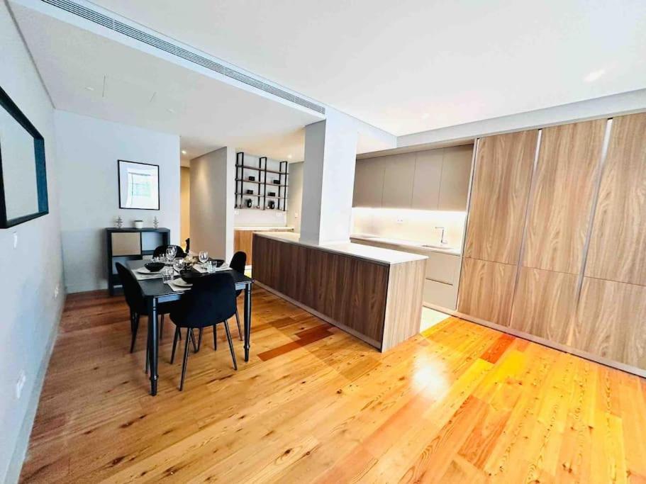 Marques De Pombal Flat A Great Locations Center * Lisboa