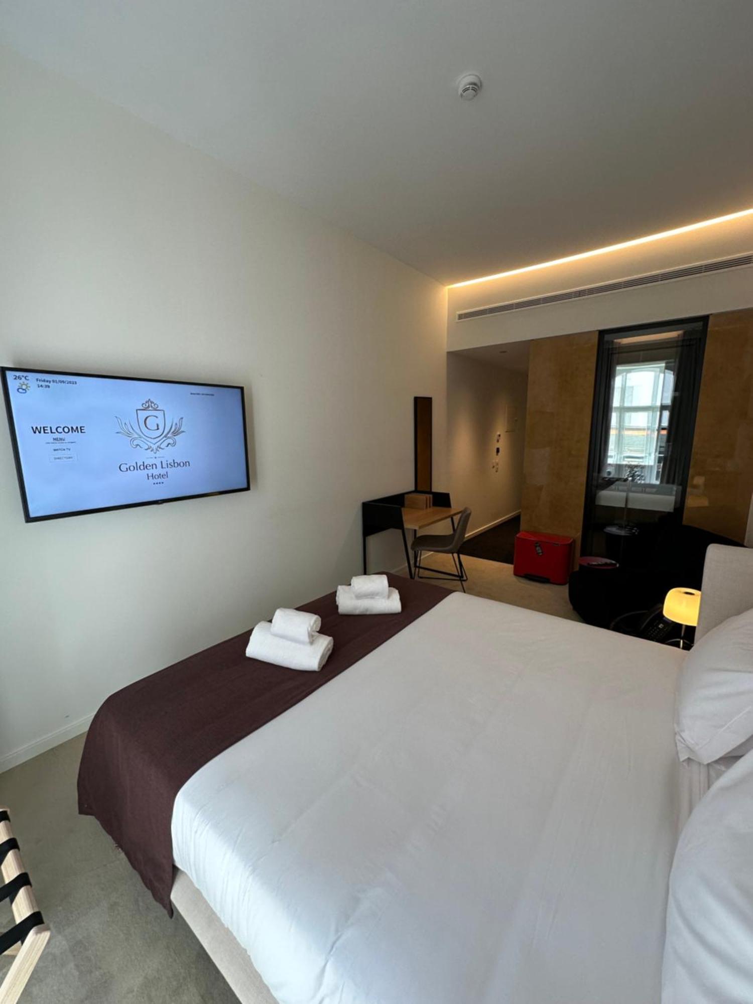 Golden Hotel