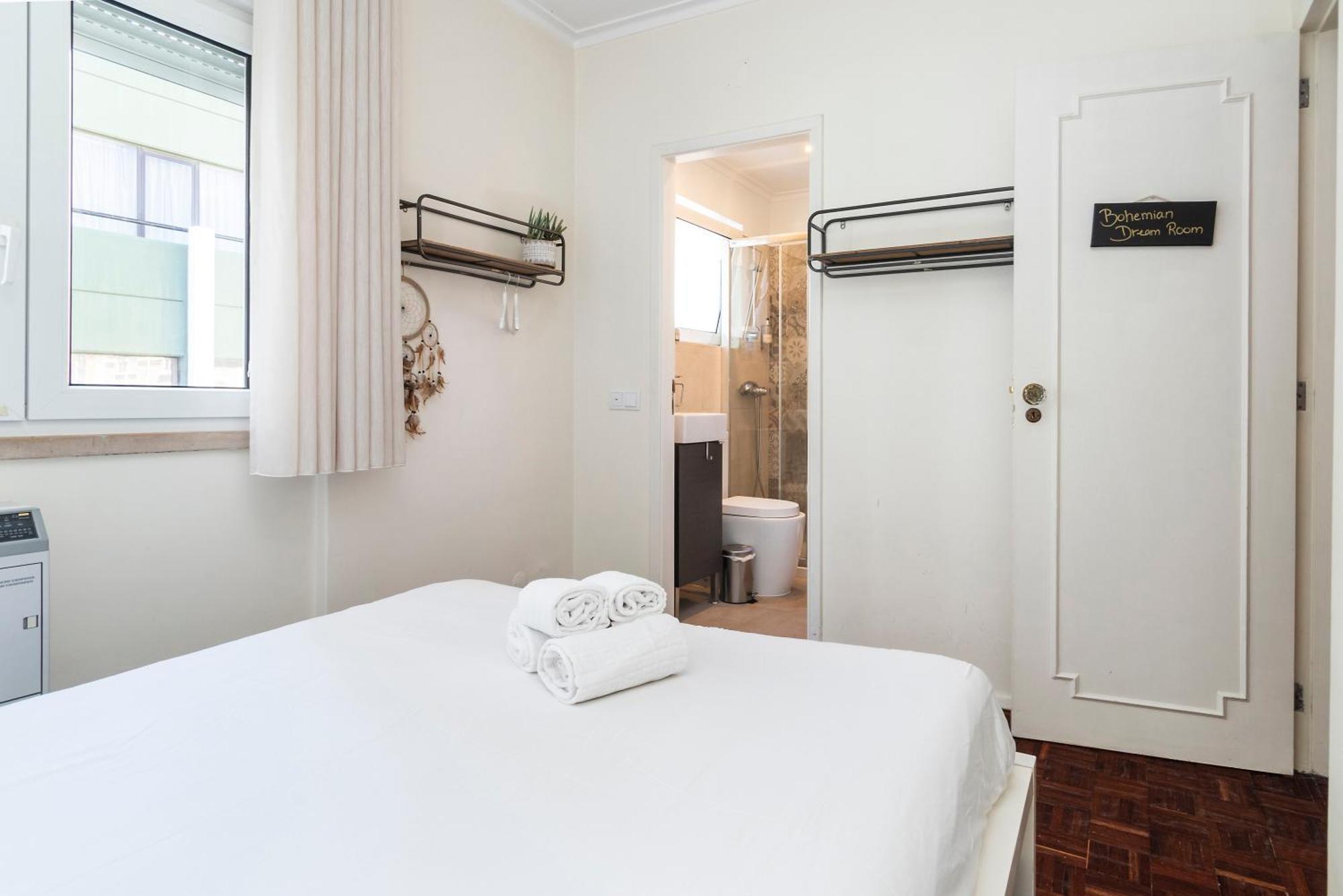 Nesha Lucky Nr. 23 Guest house Lisbon