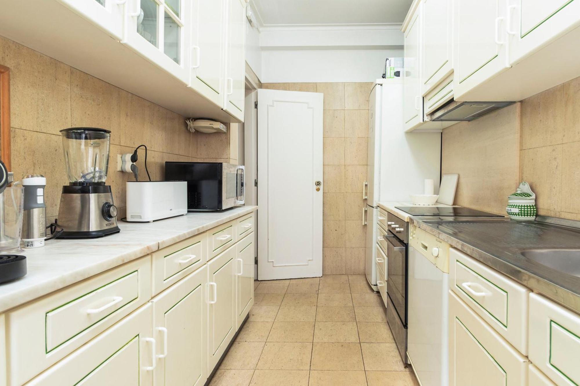 Nesha Lucky Nr. 23 Guest house Lisbon
