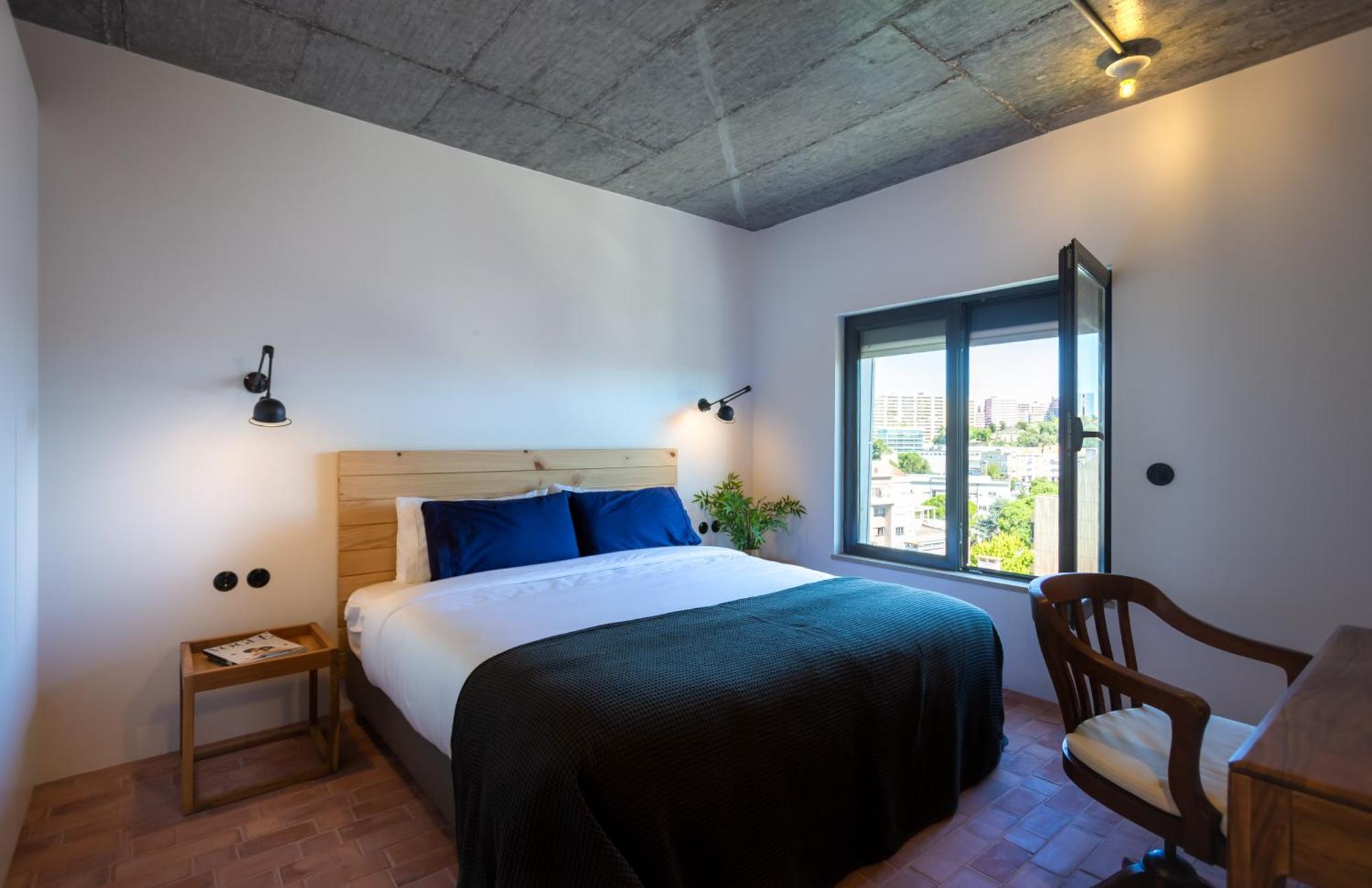 Columbano - Boutique Ensuites, Cokitchen & Parking *