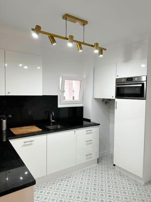 Apartamento Historical Center, Large 2 Bedroom Apartment, Bright & Stylish *
