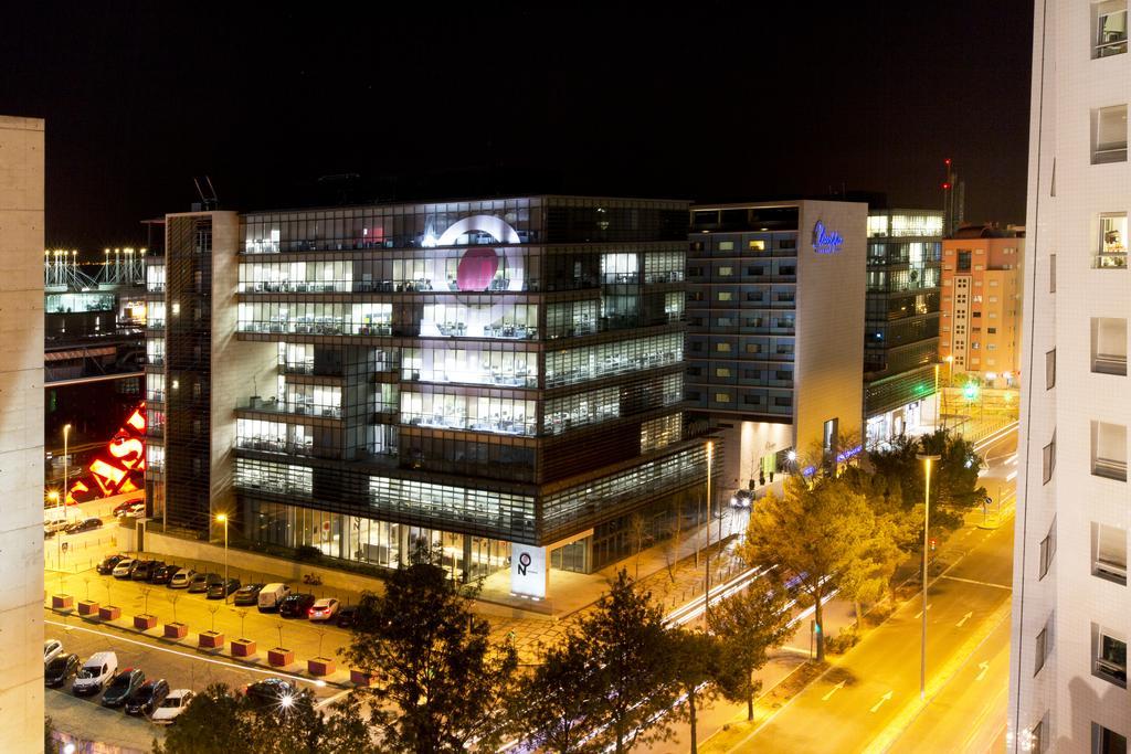 Oriente 25 By Iin - Parque Nacoes * Lisboa