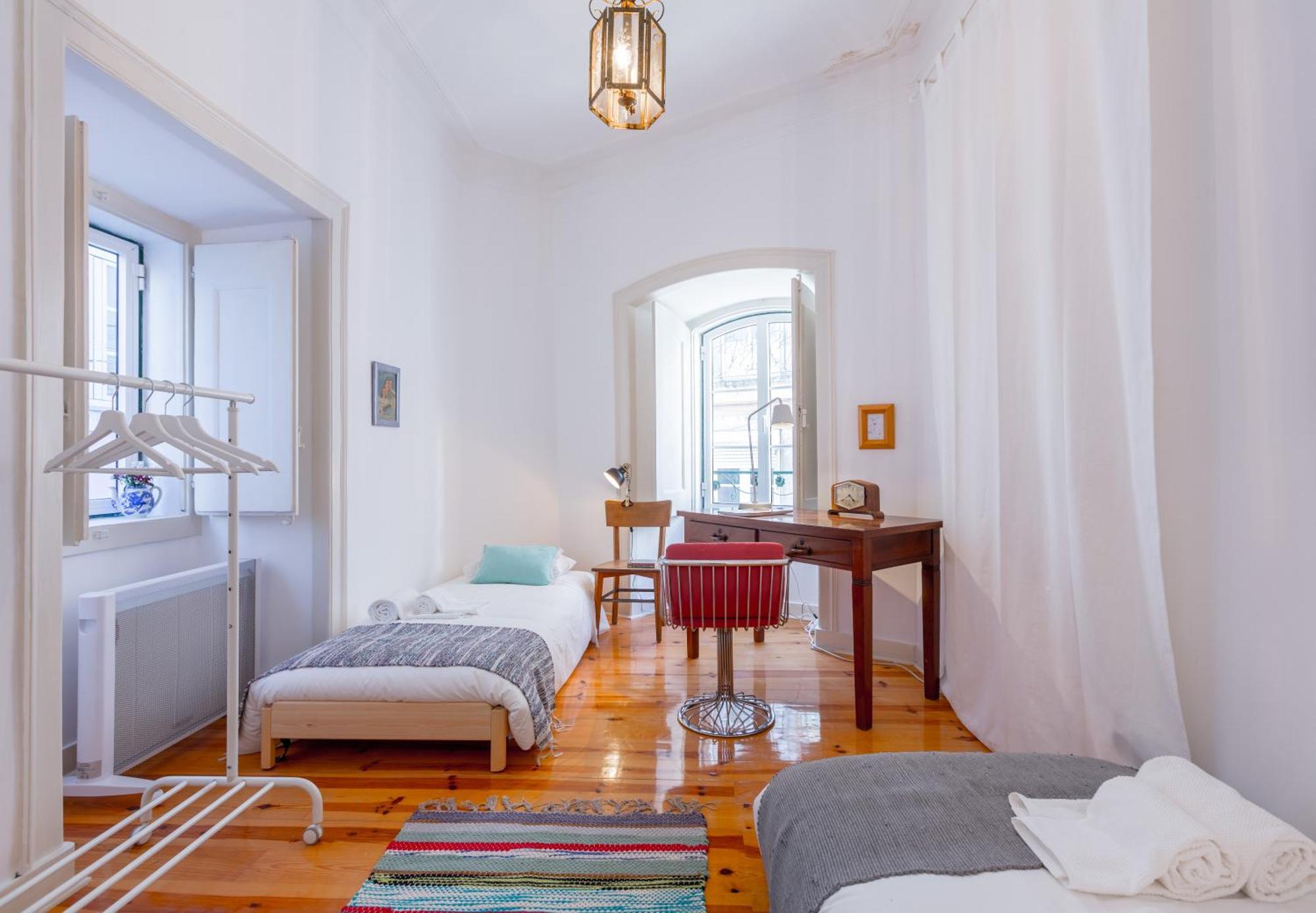 Spacious, Bright&sunny Apartment, By Timecooler