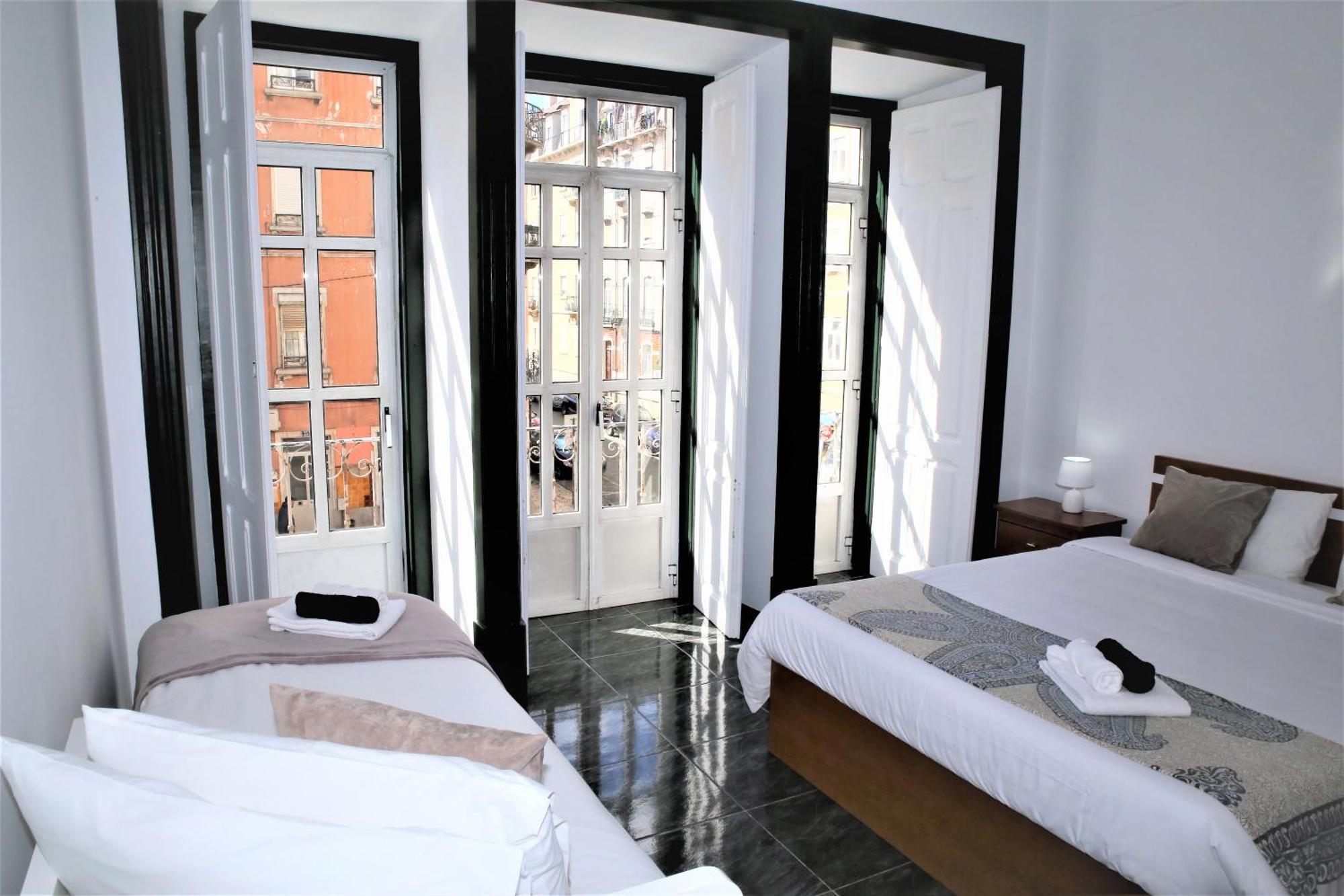 Sublime Brown Bedroom Lisboa
