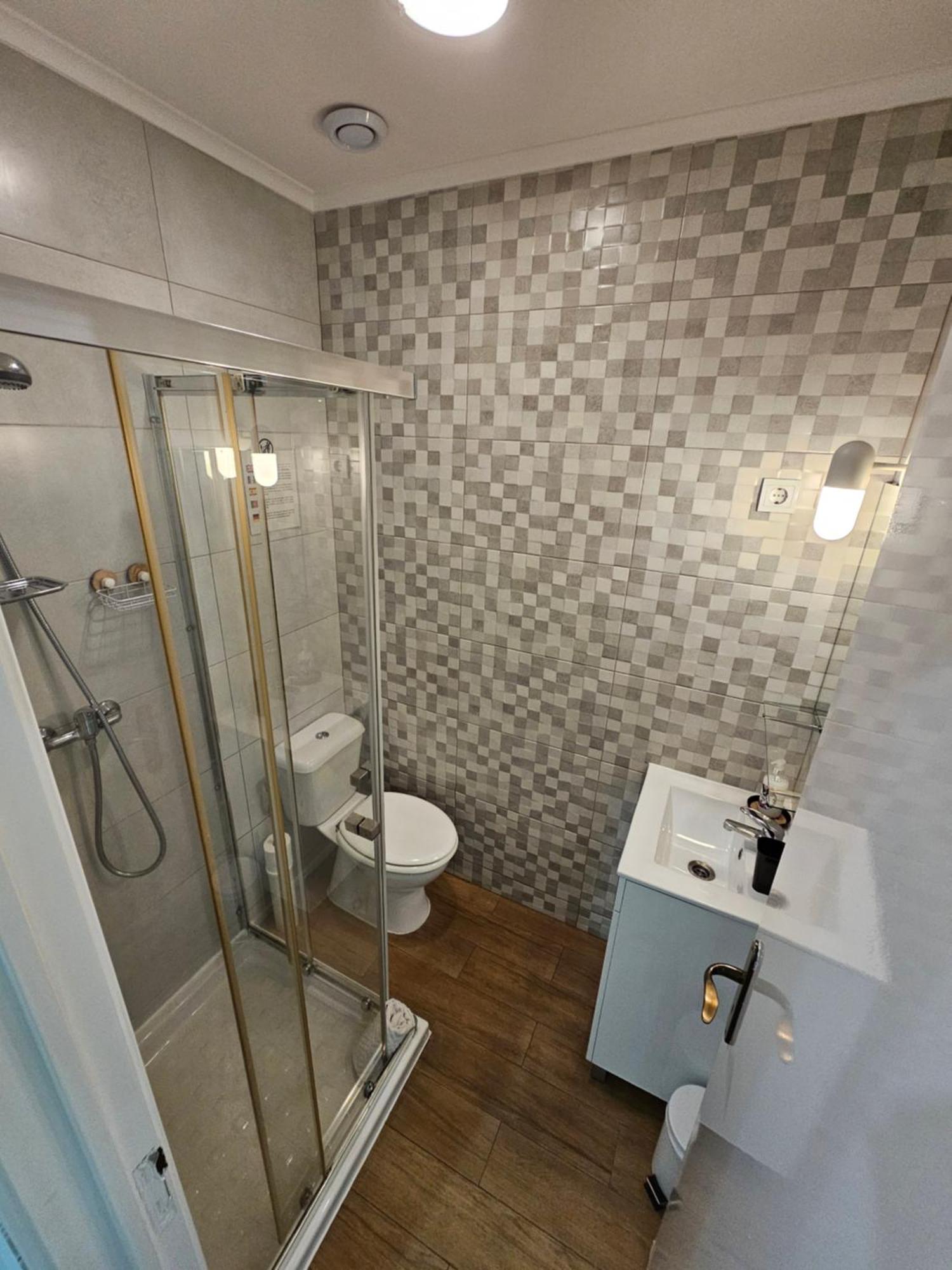 Queiros, 6 Apartment *
