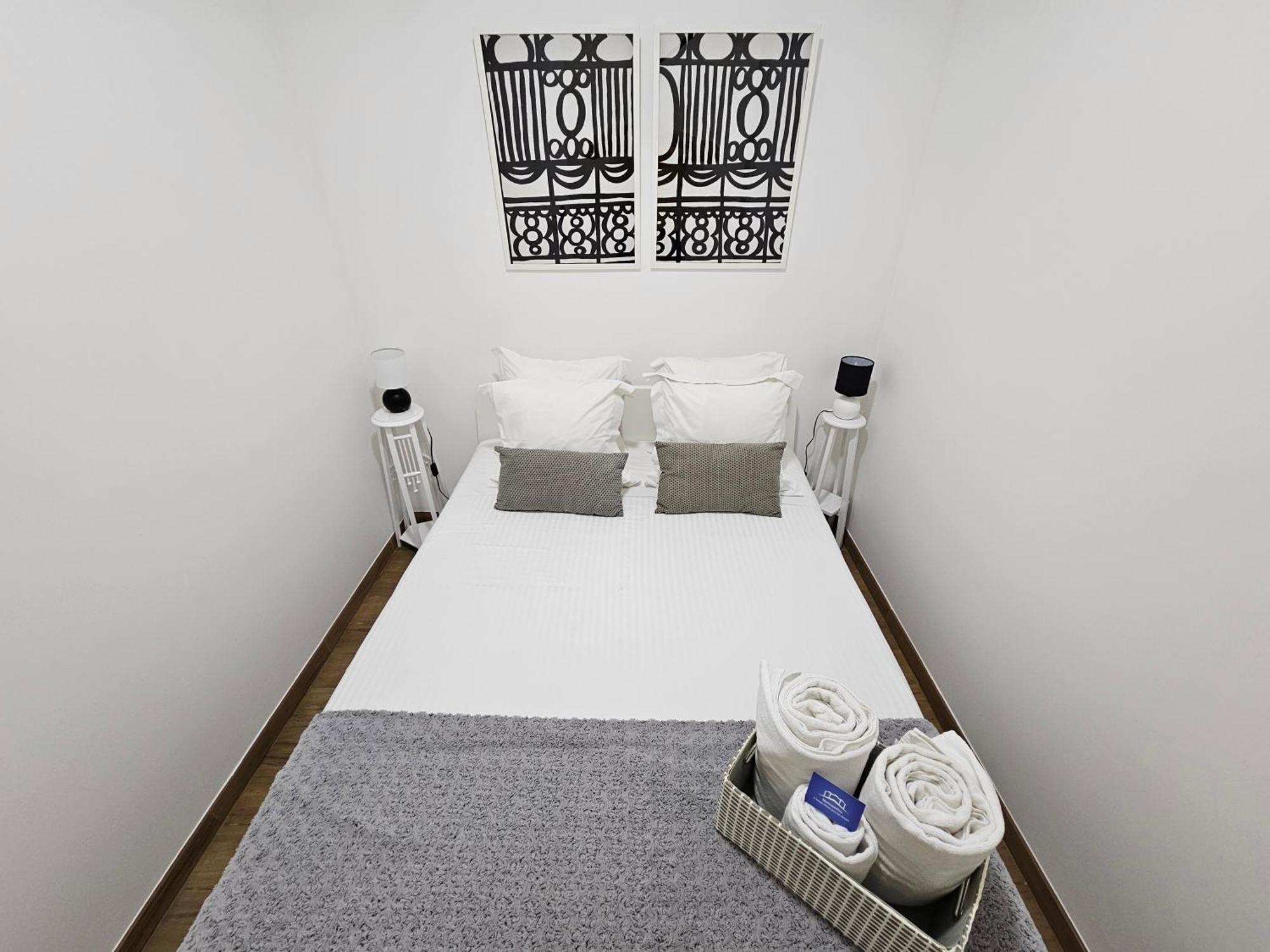 Queiros, 6 * Lisbon