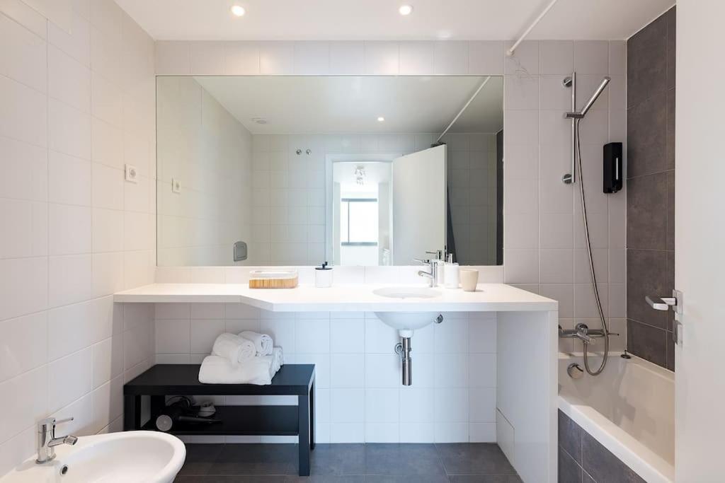 For The Lovers- Downtown Lisbon- Free Parking Apartamento