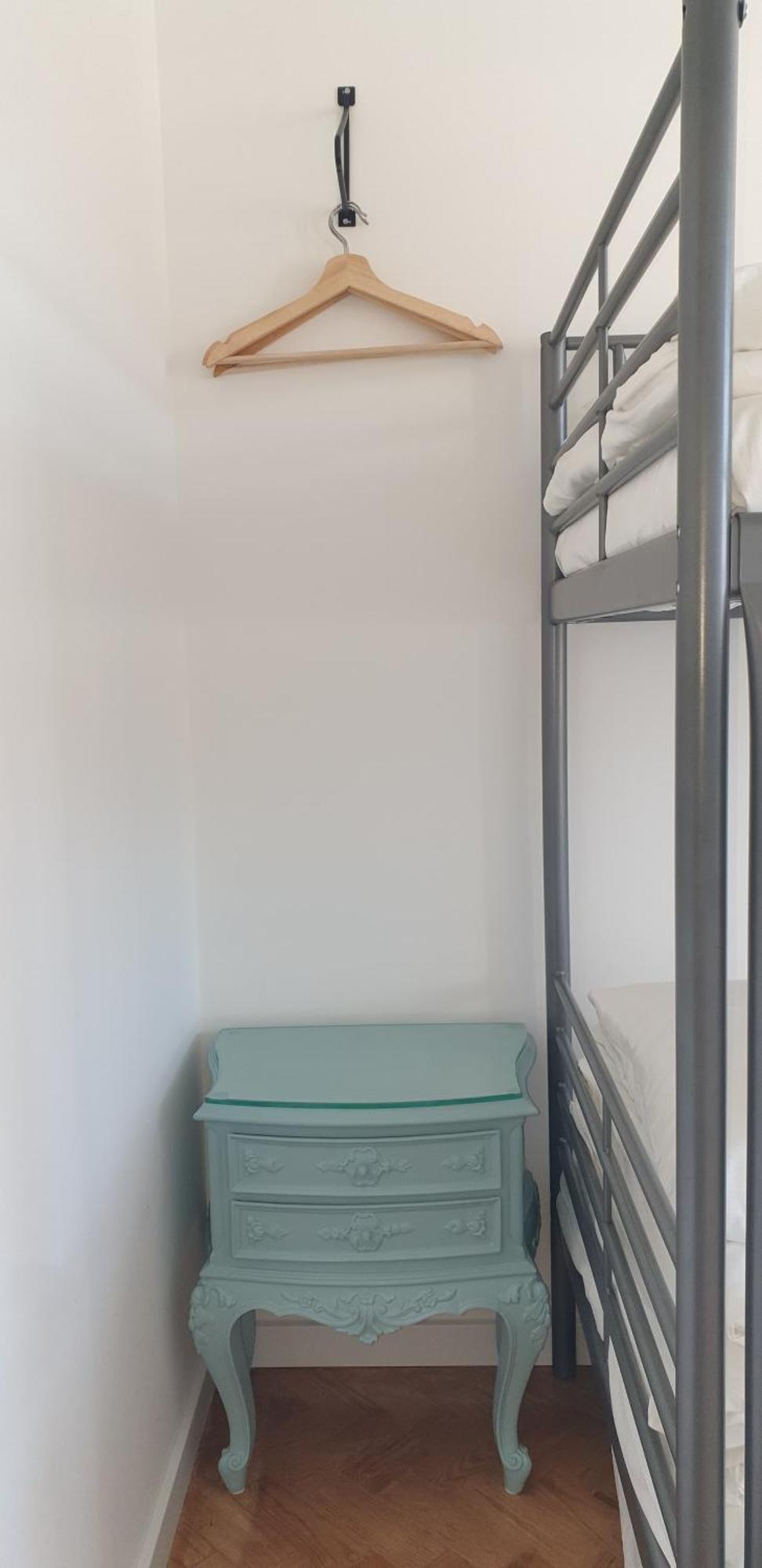 5min Walk To Subway & 10min Drive To Airport Apartamento