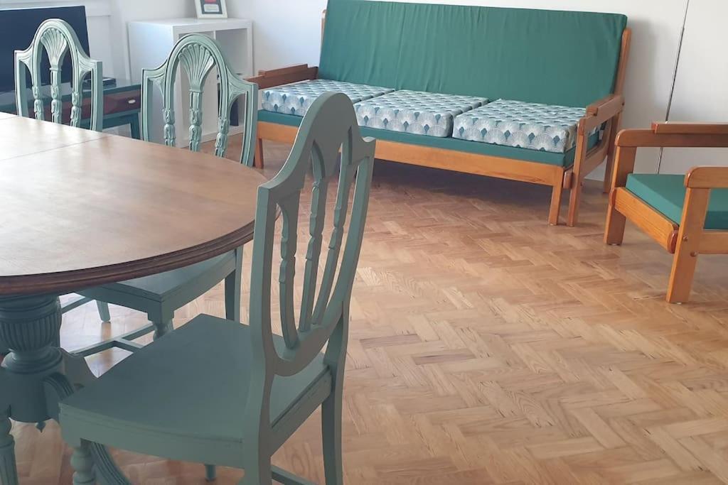 5min Walk To Subway & 10min Drive To Airport Apartamento *