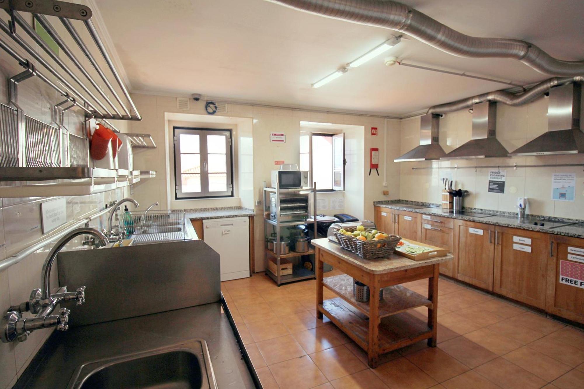 Hostal Wot New