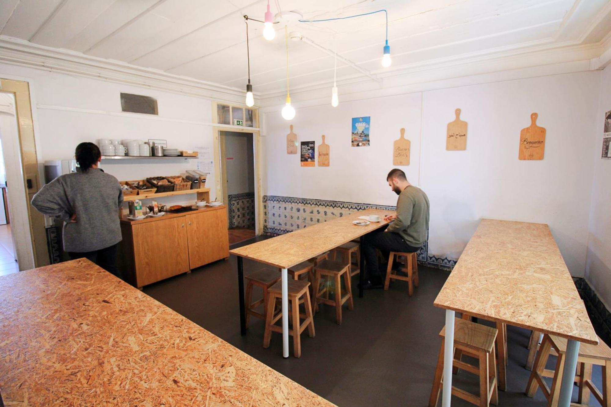 Hostal Wot New *