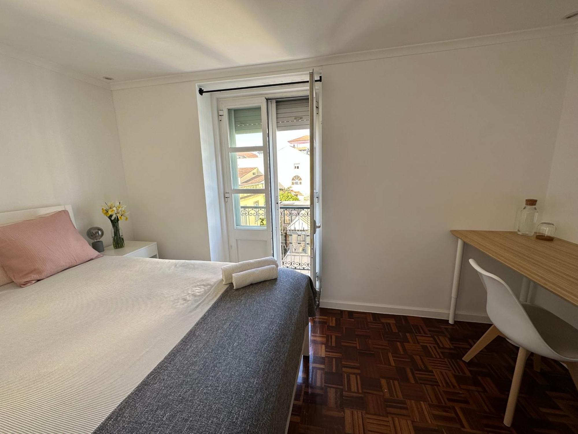 Habitación en casa particular Quarto Com Wc Privativo Em Casa Partilhada Lisboa