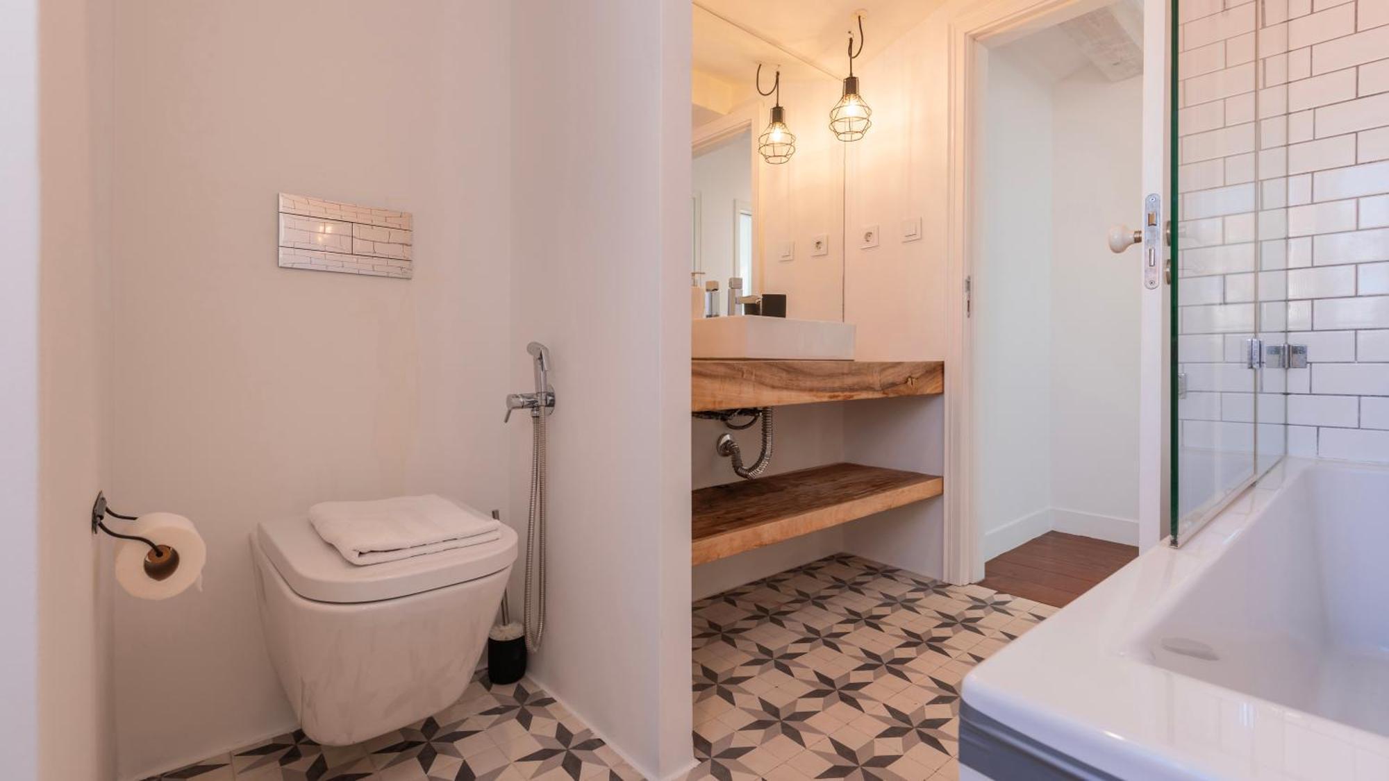 Apartamento Charming 3bdr Duplex In Center By Lovelystay *