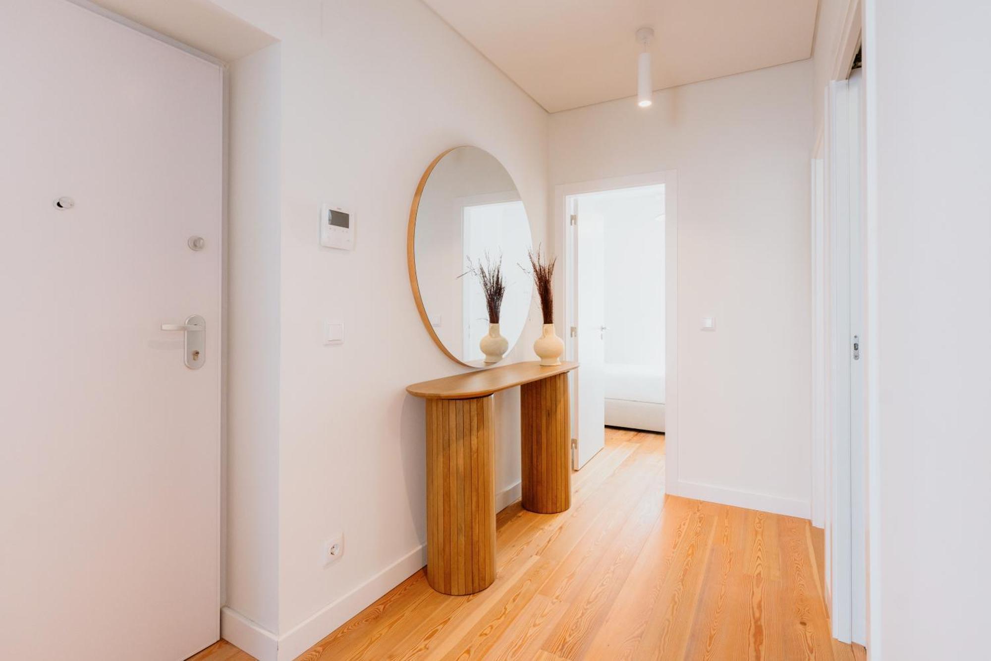 Orange House - Elegant Two-bedroom 1e Apartamento *