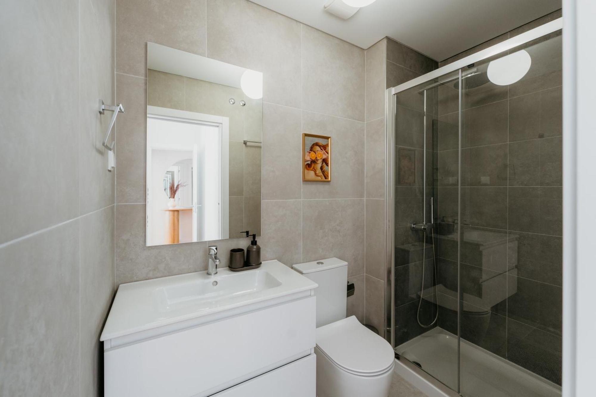 Apartamento Orange House - Elegant Two-bedroom 1e