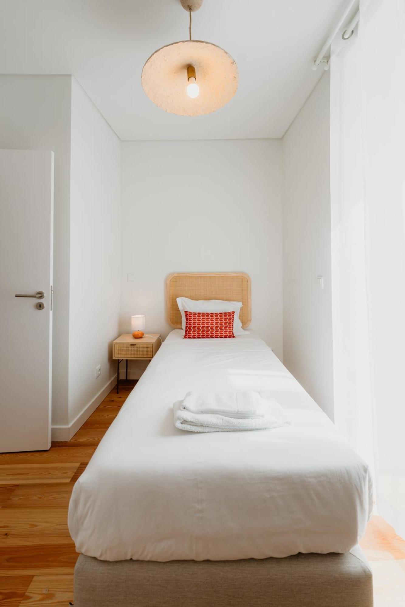 Orange House - Elegant Two-bedroom 1e Apartamento *