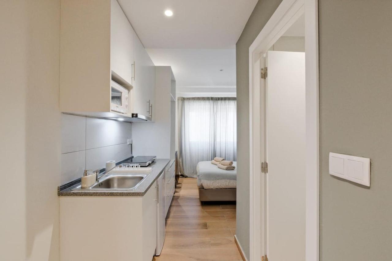 Lovely Fully Equipped Near Subway N1 Apartamento
