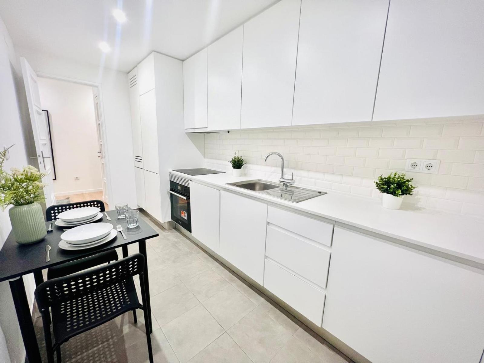 Guest house Center - Ideal For Tourists *
