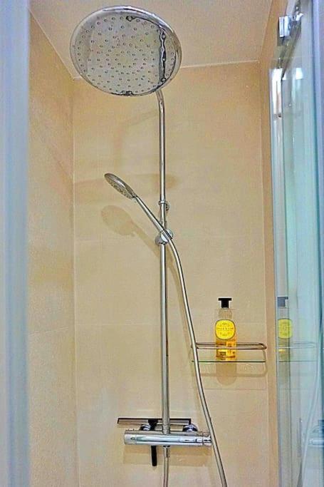 Apartamento Baixa And Alfama At Your Doorstep, Terrace Aircon *