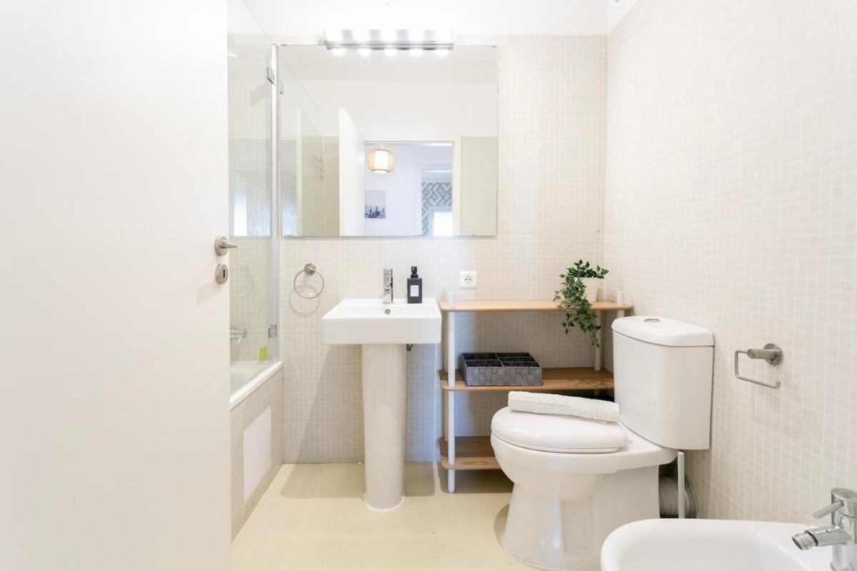 Modern 2bdr Flat In The City's Heart! * Lisbon