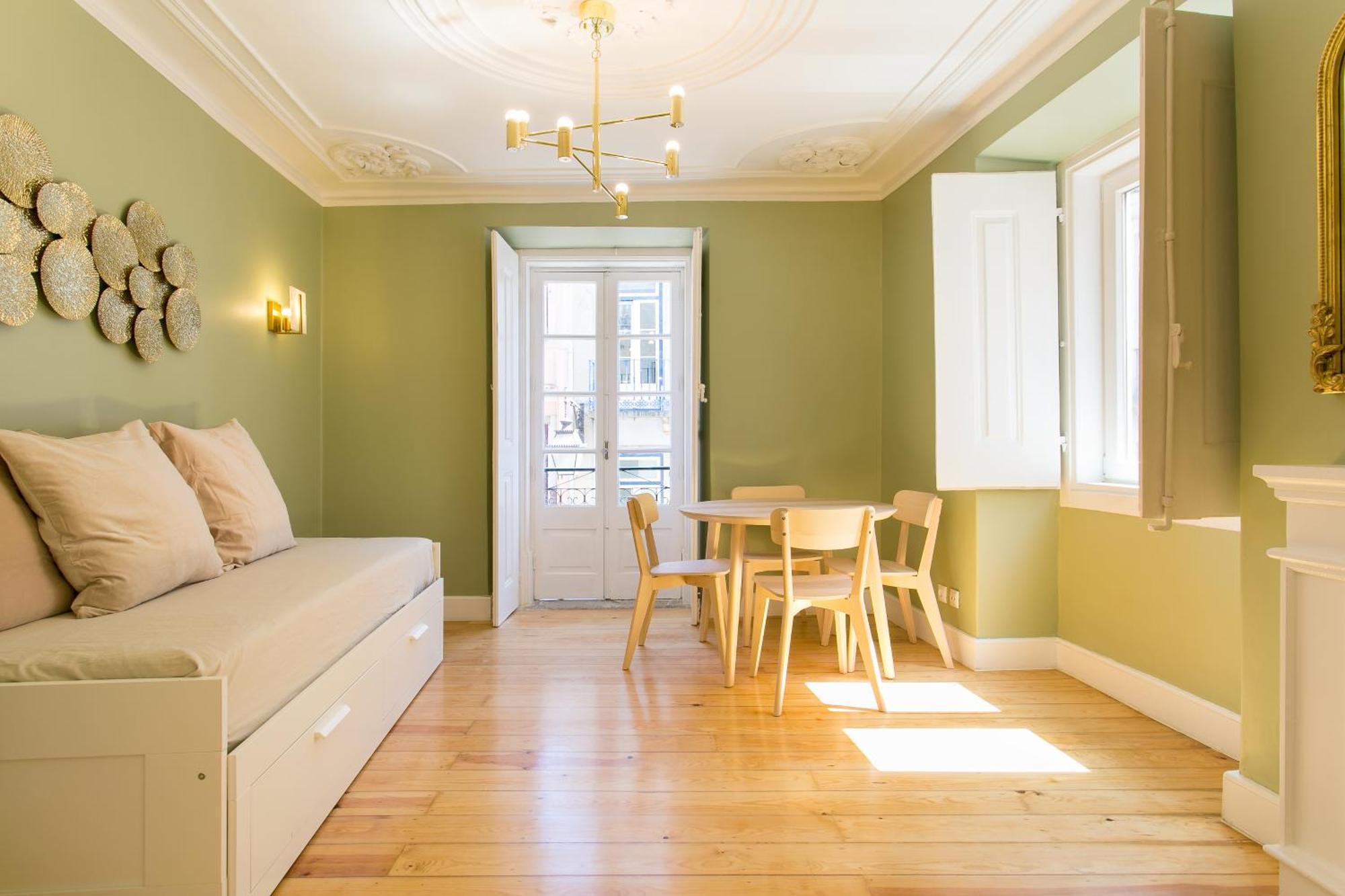 Apartamento Historical Center, Large 2 Bedroom Apartment, Bright & Stylish