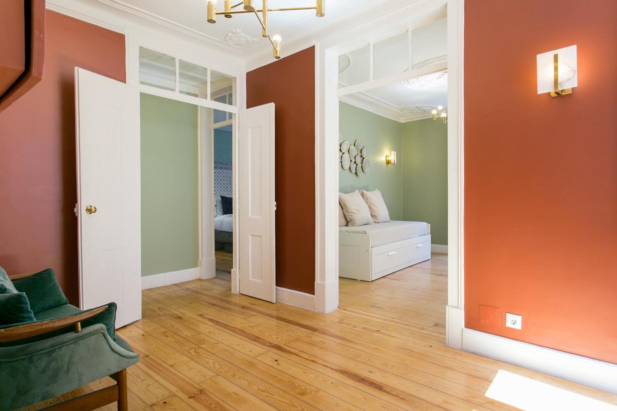 Apartamento Historical Center, Large 2 Bedroom Apartment, Bright & Stylish *