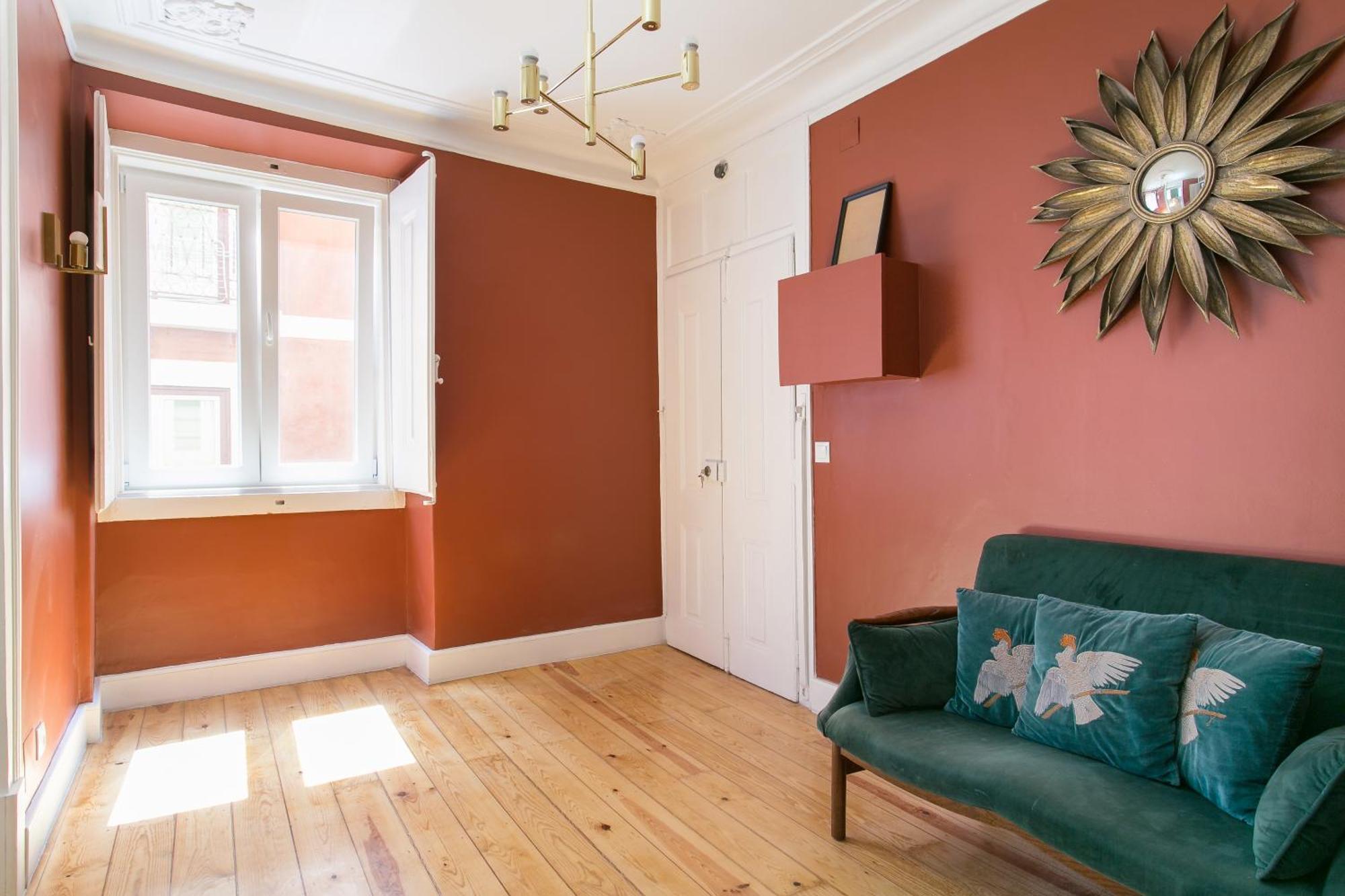Historical Center, Large 2 Bedroom Apartment, Bright & Stylish