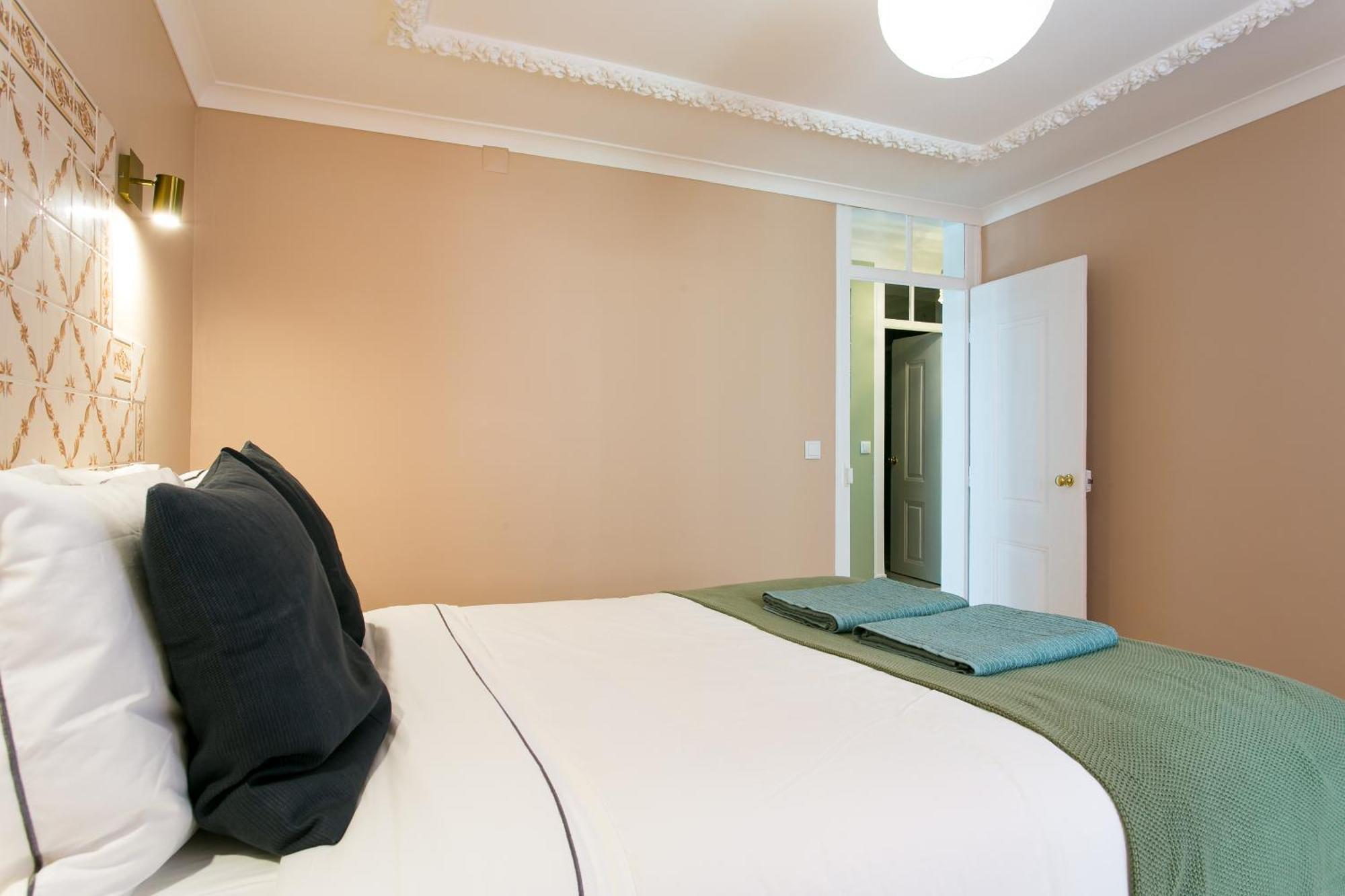 Apartamento Historical Center, Large 2 Bedroom Apartment, Bright & Stylish