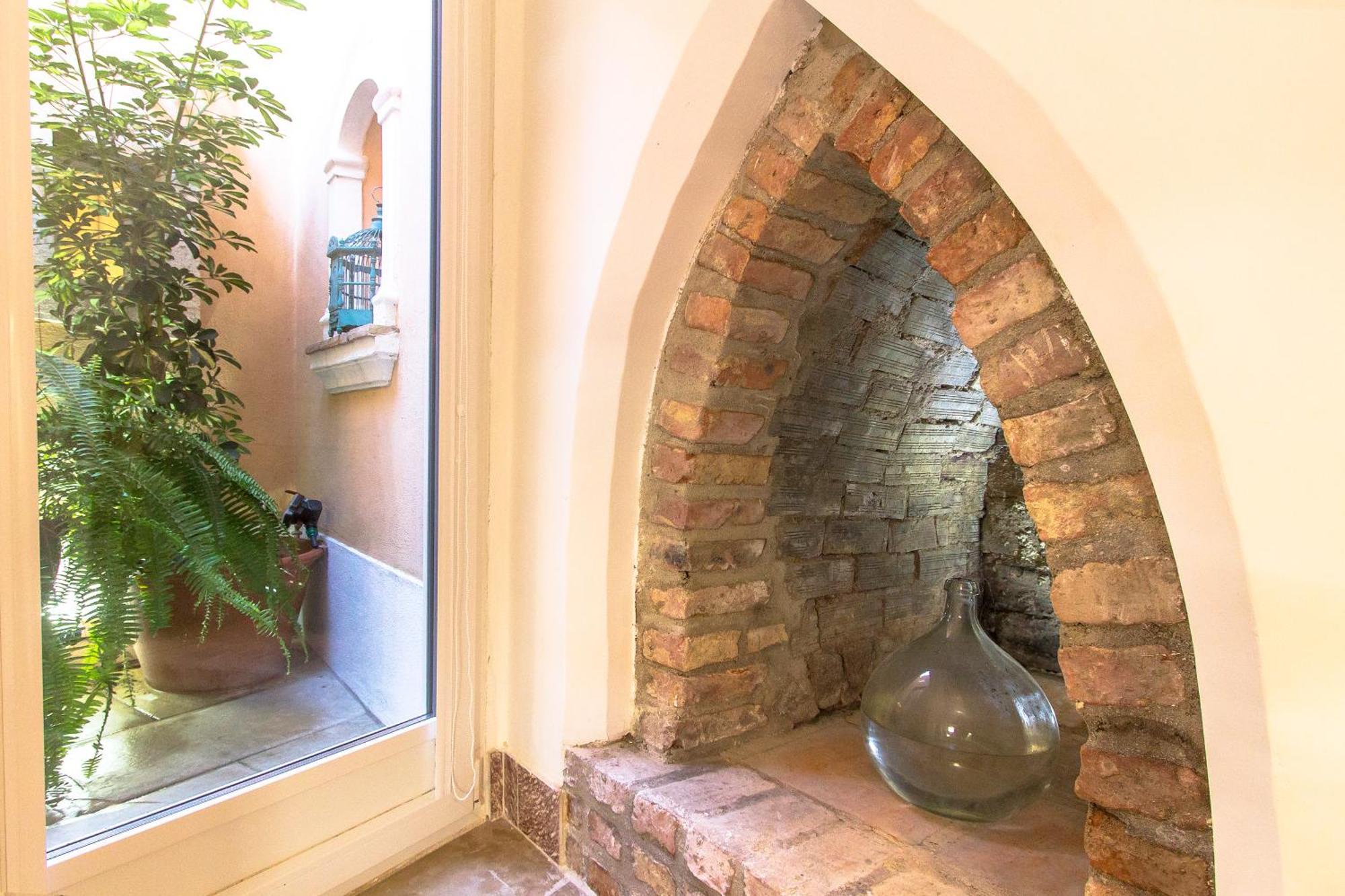 Domingues Villa Lisbon