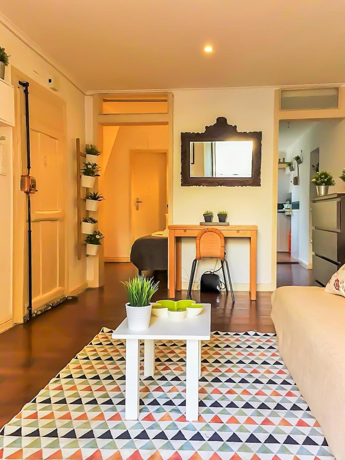 Apartamento Beautiful Cozy Flat In Flowers Garden! Lisboa