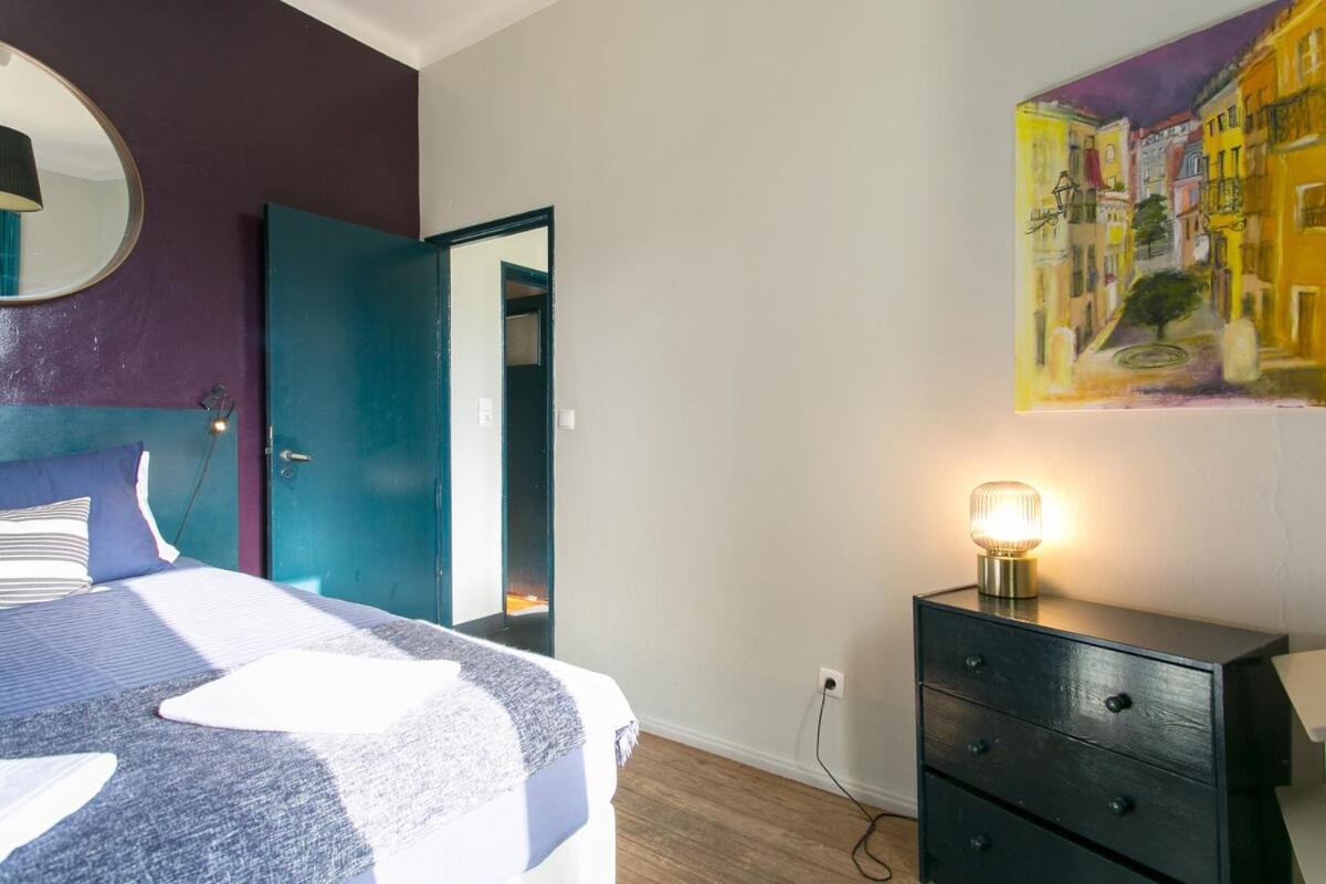 Apartamento Spacious & Bright 3 Bedroom Apt, Iconic Bica Area, Historical Center