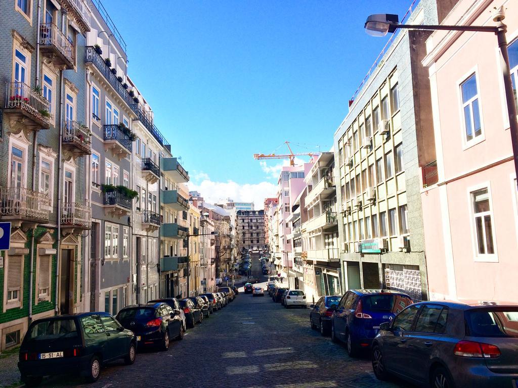 Claude Homes Lisbon Marques * Lisbon