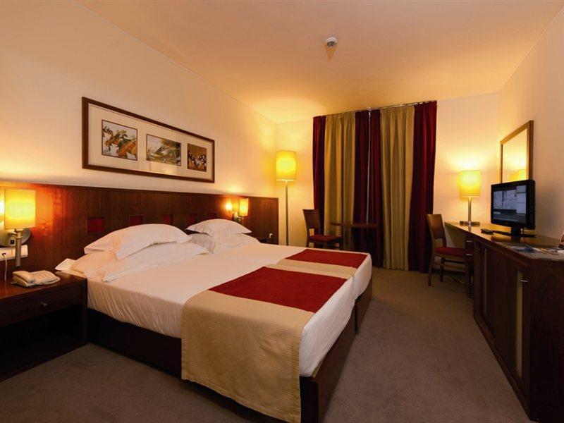 Hotel Gale Opera Lisboa