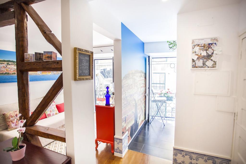 Typical Bairro Alto Apartamento