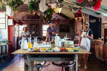 Bed and breakfast The Independente & Terrace
