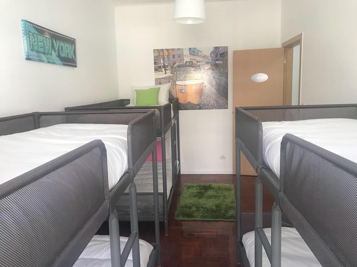 7 Rivers Hostal *