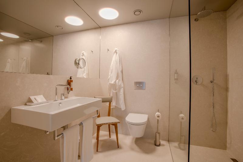 Raw Culture Art & Lofts Bairro Alto Apartahotel Lisboa
