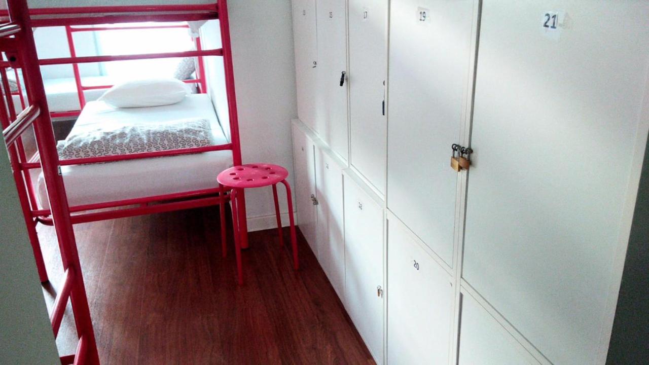 Metro Hostal Lisboa