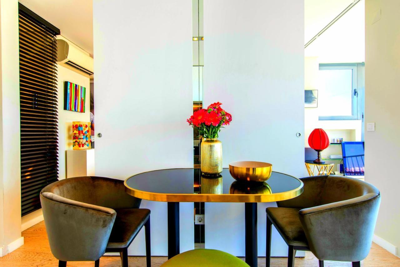 Lovelystay - Full Sky In Chiado